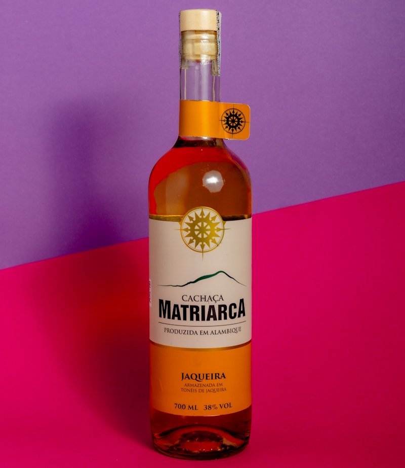 Cachaça Matriarca Jaqueira